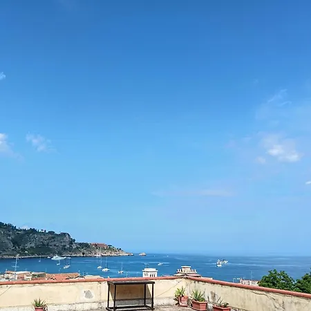 公寓 Mungi Bay, Flat With Sea View Roof Terrace